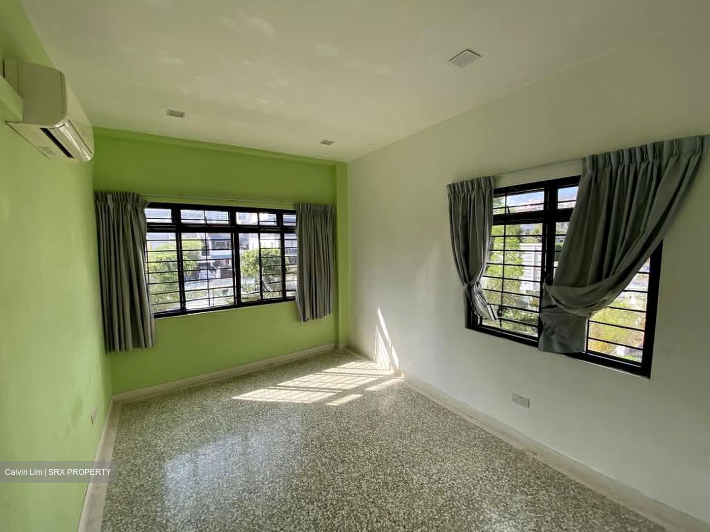 Siglap Centre (D15), Shop House #538109461